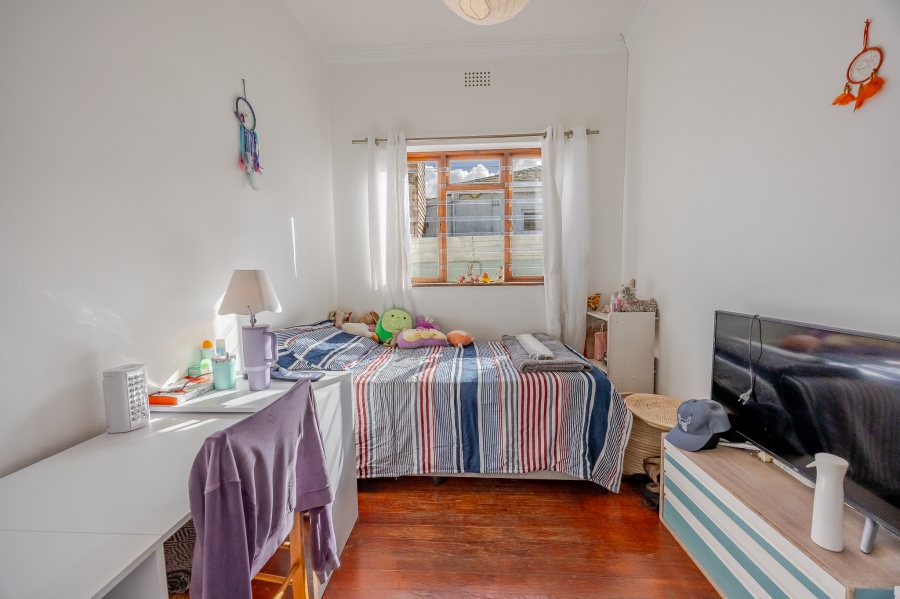 4 Bedroom Property for Sale in Wynberg Upper Western Cape